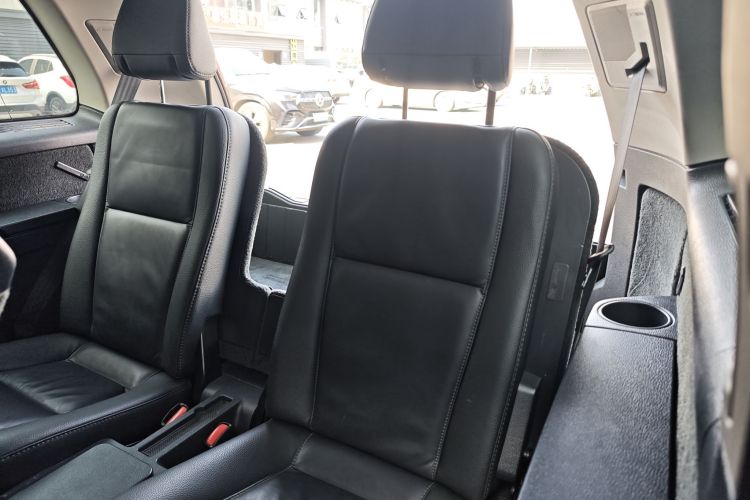 沃尔沃XC90 2013款 2.5T T5 豪华升级版中控内饰7007
