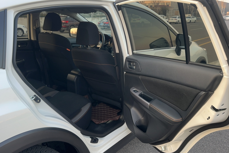 斯巴鲁XV 2016款 2.0i 进取版中控内饰7003