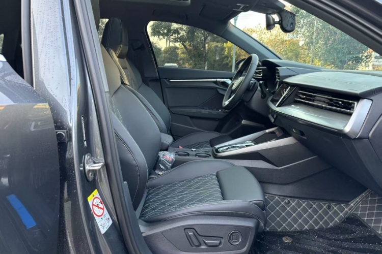 奥迪A3 2026款 A3L Limousine 35TFSI 飞驰尊享型局部细节41