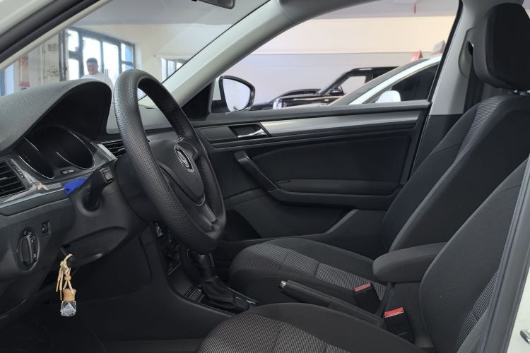 大众 宝来 2018款 1.5L 自动时尚型中控内饰7001