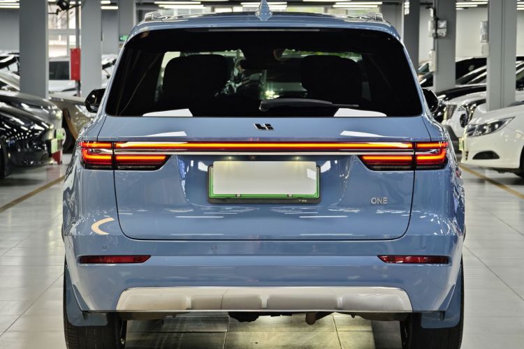 理想汽车 理想ONE 2021款 增程6座版车身外观6005