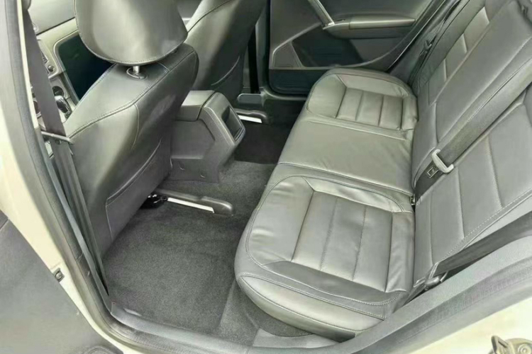 大众 朗逸 2013款 改款经典 1.6L 自动舒适版中控内饰7003