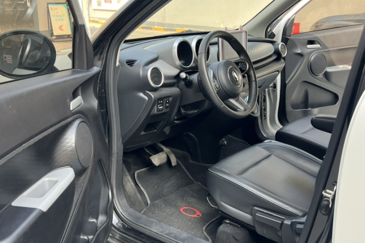 欧拉黑猫 2021款 301km 萌宠版中控内饰7007