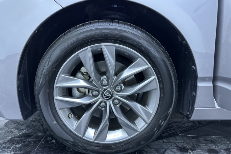 丰田 亚洲龙 2019款 2.0L 豪华版 国VI车身外观6001