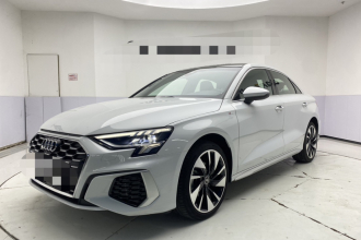 奥迪A3 2024款 A3L Limousine 35 TFSI 时尚运动型