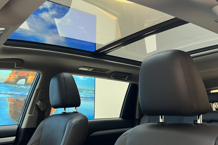 丰田 汉兰达 2021款 2.0T 四驱豪华版 7座中控内饰7008