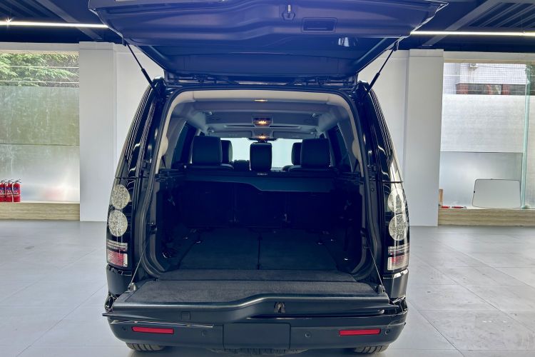 路虎 发现 2015款 3.0 SC V6 HSE中控内饰7003