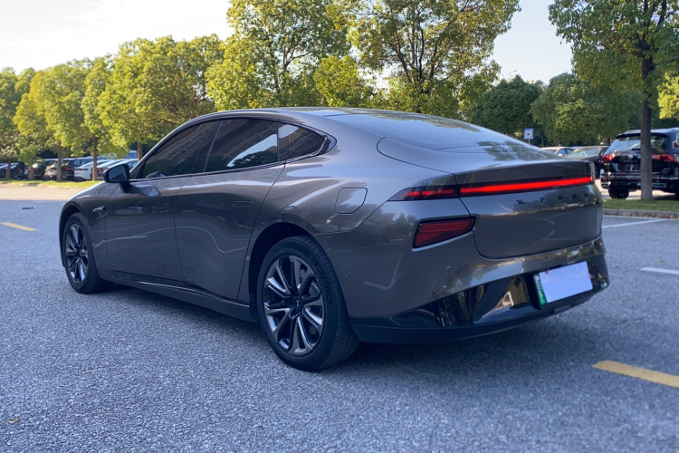 小鹏P7 2020款 670N车身外观6006