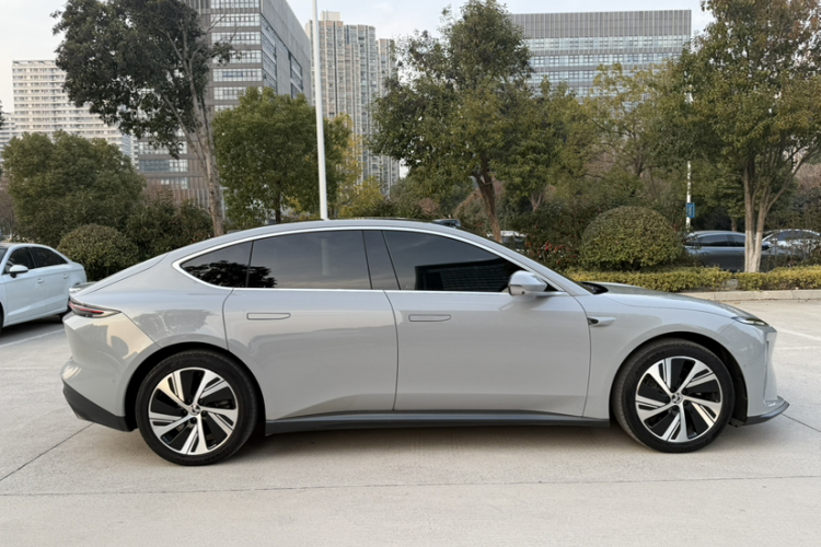 蔚来ET5 2022款 75kWh车身外观6003