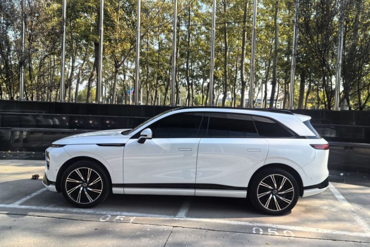 小鹏G9 2024款 702 Max车身外观6009