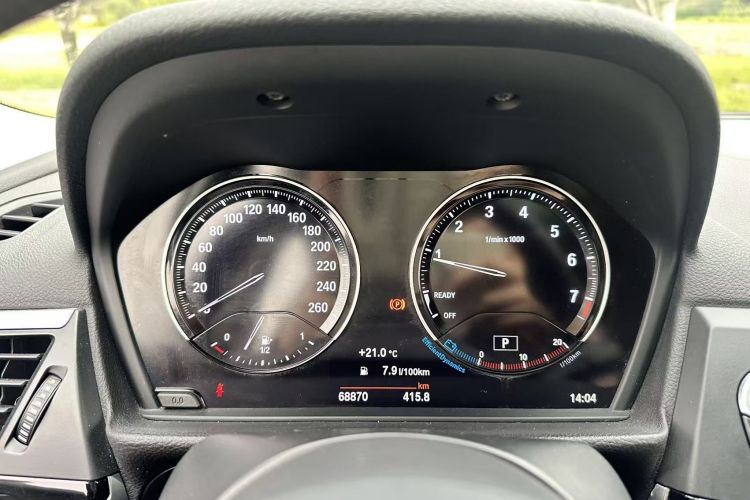 宝马1系 2019款 118i M运动套装中控内饰15