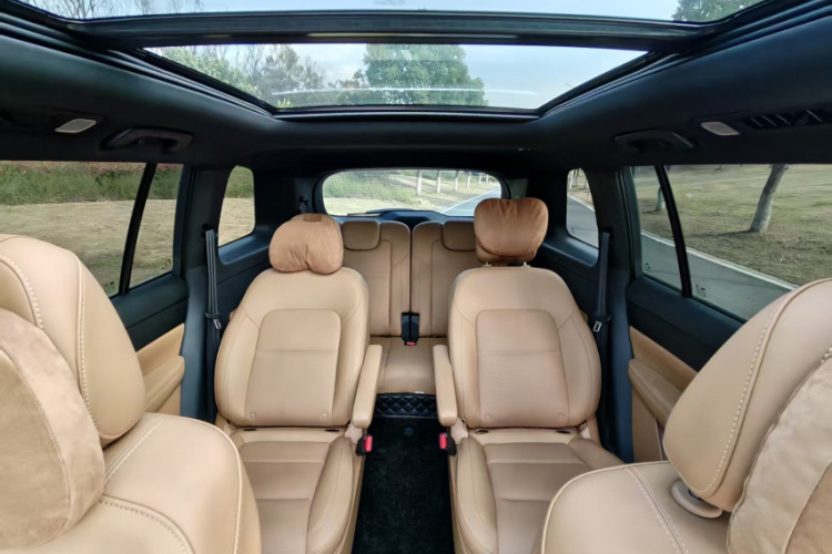 理想汽车 理想ONE 2021款 增程6座版中控内饰7001