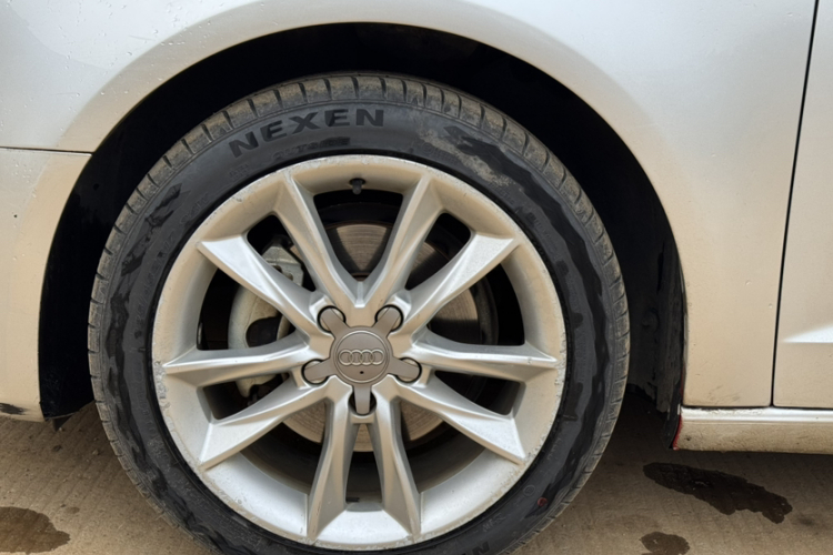 奥迪A3 2014款 Sportback 35 TFSI 自动舒适型车身外观6002