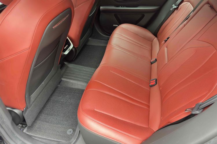 小鹏P7 2022款 625E中控内饰7002