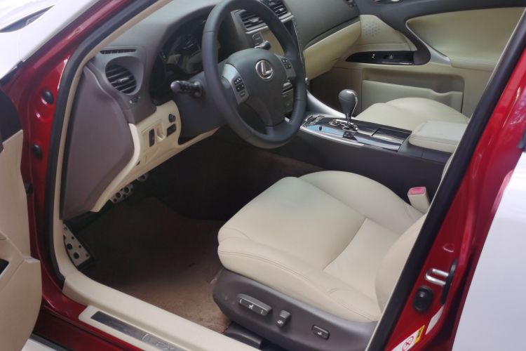 雷克萨斯IS 2011款 250 炫动版中控内饰7002