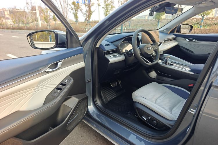 吉利汽车 星瑞 2021款 改款 2.0TD 尊贵型中控内饰7002