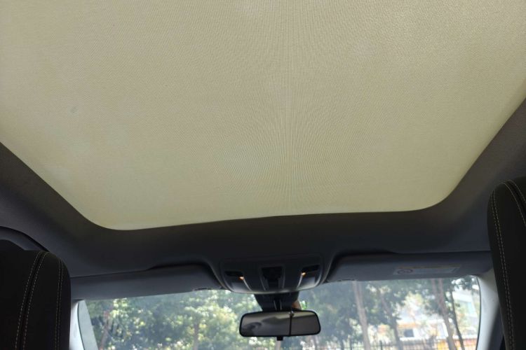 奔驰GLA 2018款 GLA 200 动感型中控内饰7004