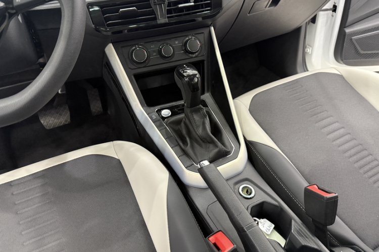 大众 Polo 2023款  Plus 1.5L 自动炫彩科技版局部细节18