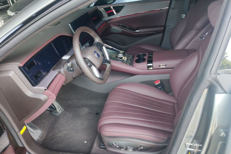 腾势Z9GT 2024款 630四驱Pro版中控内饰7003