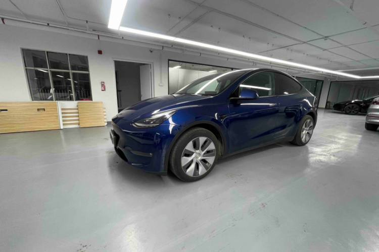 特斯拉 Model Y 2021款 标准续航后驱版车身外观6002