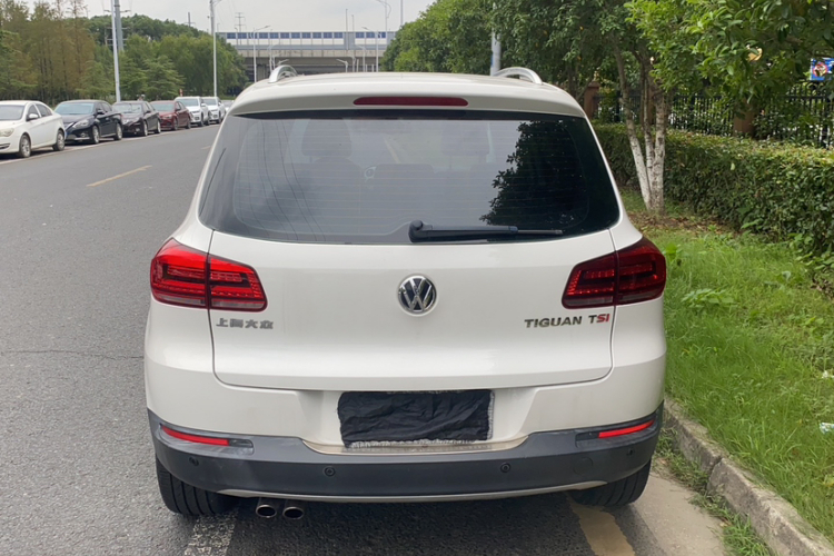 大众 途观 2015款 1.8TSI 自动两驱豪华型车身外观6007