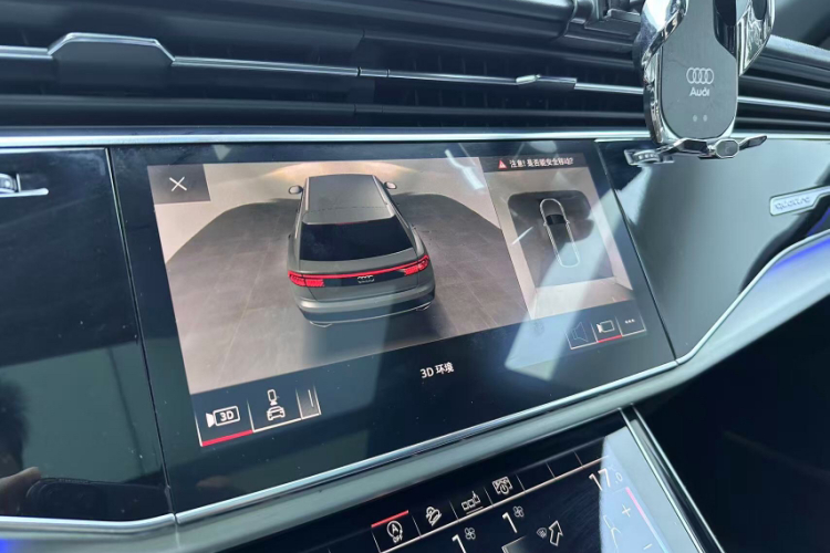 奥迪Q8 2019款 55 TFSI 臻选动感型中控内饰7009