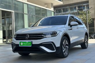 大众 途观L 2023款 300TSI 自动两驱智享版