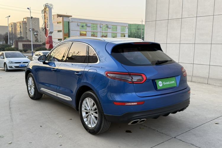 众泰SR9 2017款 2.0T 自动极致之心版车身外观6001