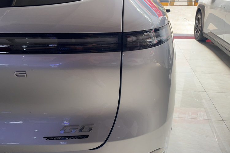 小鹏G6 2023款 700 四驱性能 Max车身外观6005