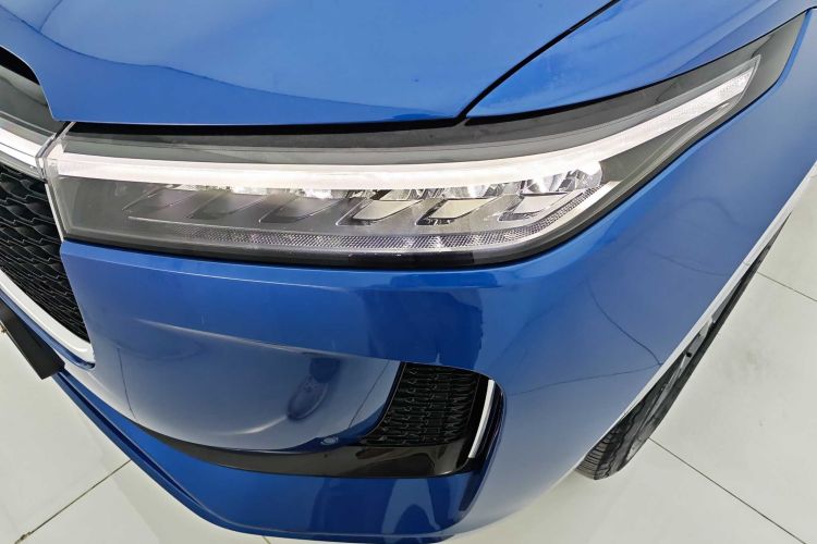 理想汽车 理想ONE 2020款 增程6座版车身外观6005