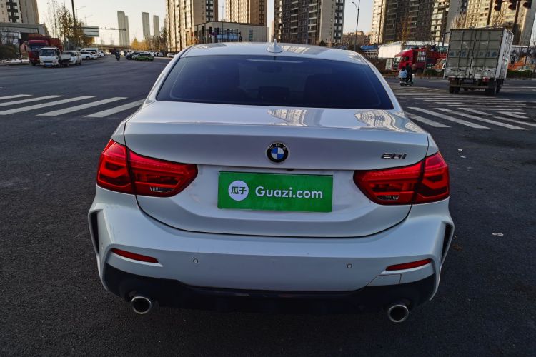 宝马1系 2020款 120i M运动套装车身外观6004