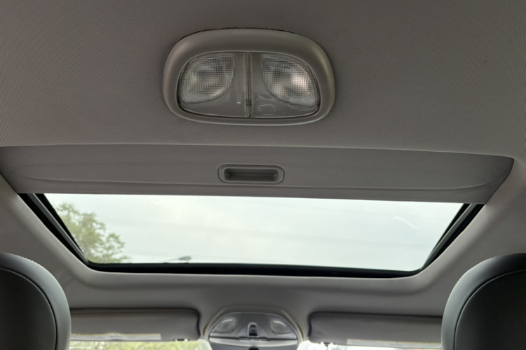 菲亚特 菲翔 2012款 1.4T 自动劲享版局部细节22