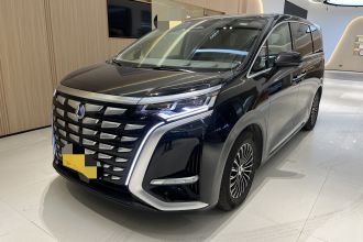 腾势D9 2022款 DM-i 970 四驱旗舰型