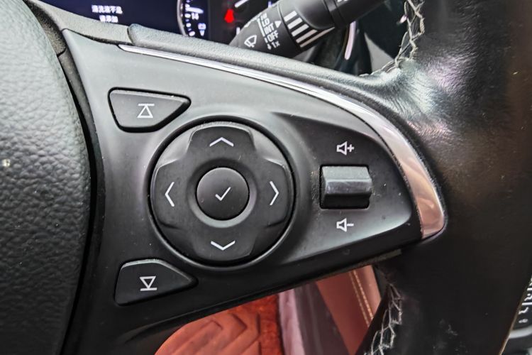 别克 昂科威 2018款 28T 四驱豪华型中控内饰7007