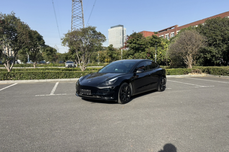 特斯拉 Model 3 2022款 后轮驱动版车身外观6004