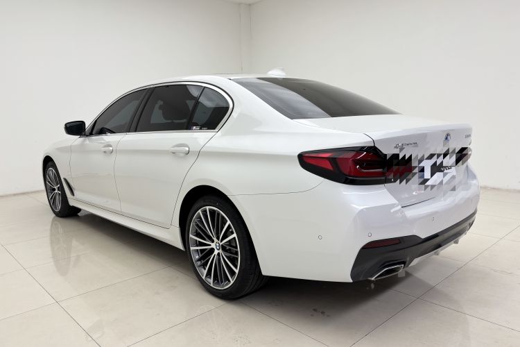 宝马5系 2021款 改款 530Li 领先型 M运动套装车身外观6007