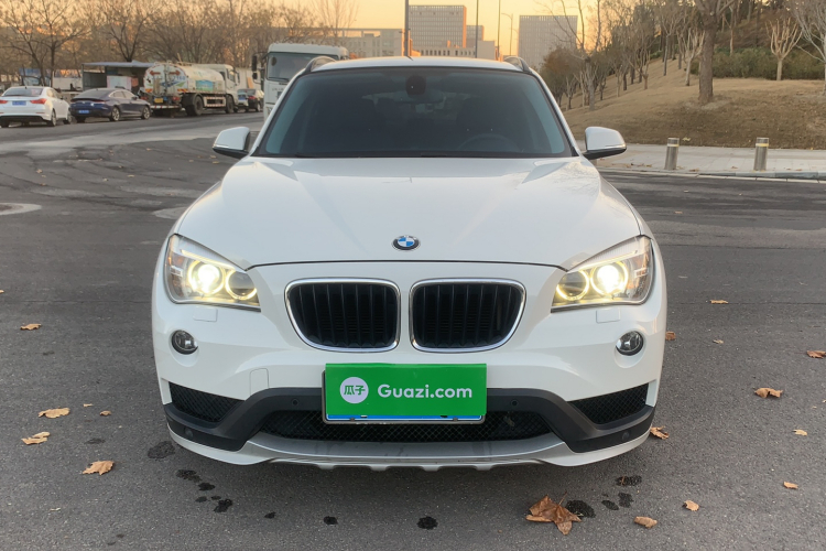 宝马X1 2014款 sDrive18i 领先型车身外观6001