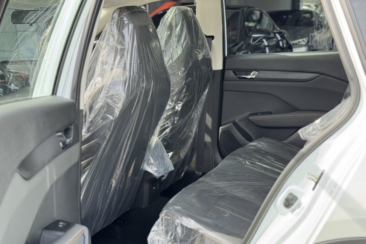 东风风神 奕炫GS 2025款 马赫版 1.5L 自动星耀版中控内饰7005