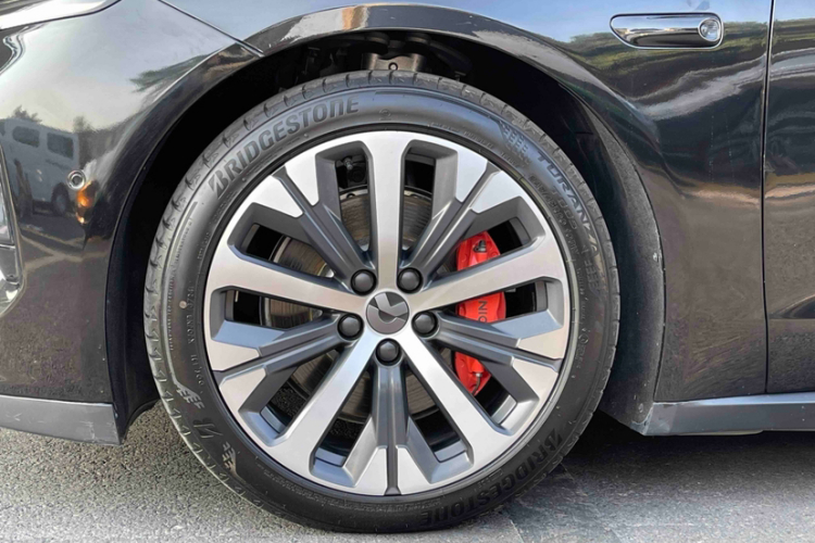 蔚来ET7 2022款 100kWh 首发版车身外观6008