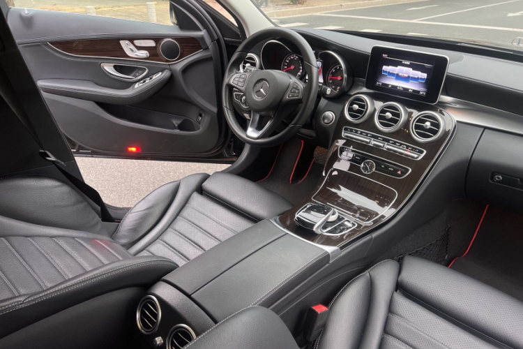 奔驰C级 2017款 改款 C 200 L中控内饰7005