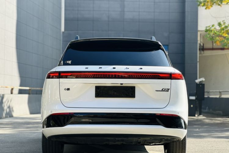 小鹏G9 2022款 702 Pro车身外观6009
