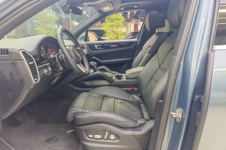 保时捷 2018款 Cayenne 3.0T中控内饰7004