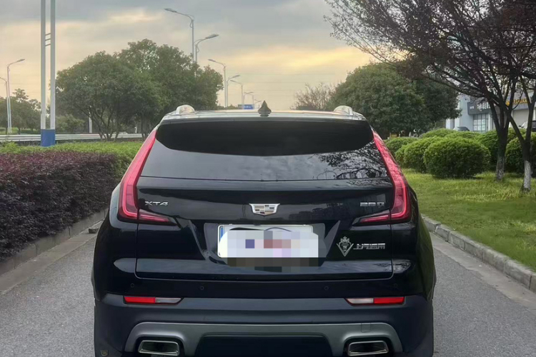 凯迪拉克XT4 2021款 28T 两驱领先型车身外观6002