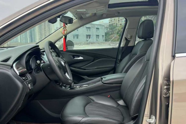 别克 昂科威 2018款 20T 两驱领先型中控内饰7002