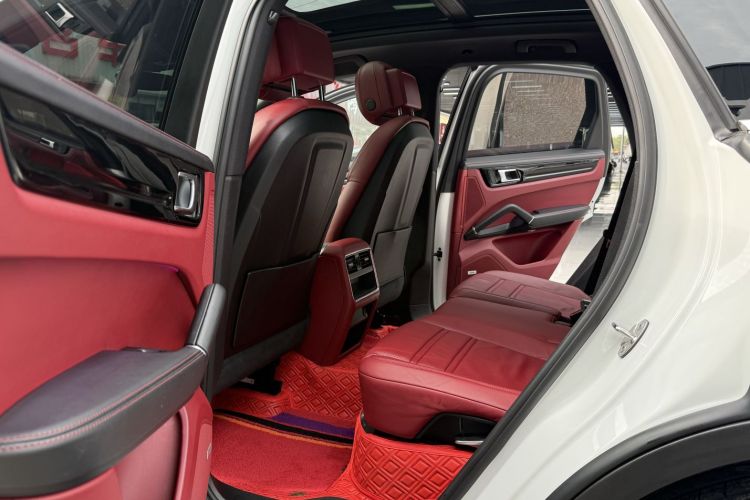 保时捷 2018款 Cayenne 3.0T中控内饰7007