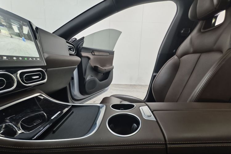 零跑汽车 零跑C01 2023款 606舒享版中控内饰7003