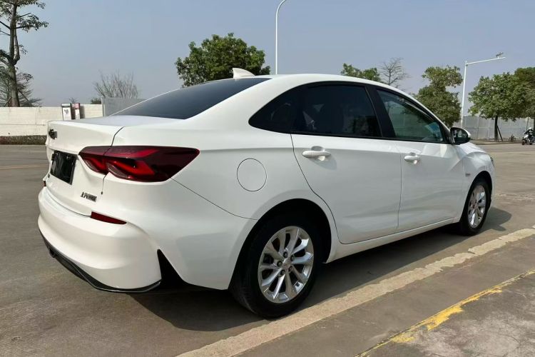 雪佛兰 科鲁泽 2023款 1.5L 双离合乐享版车身外观6008