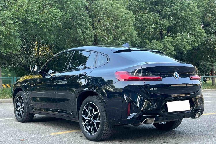 宝马X4 2022款 xDrive 25i M运动套装车身外观6004