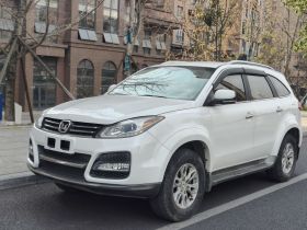 江铃 驭胜S350 2013款 2.4T 手动两驱柴油豪华版7座