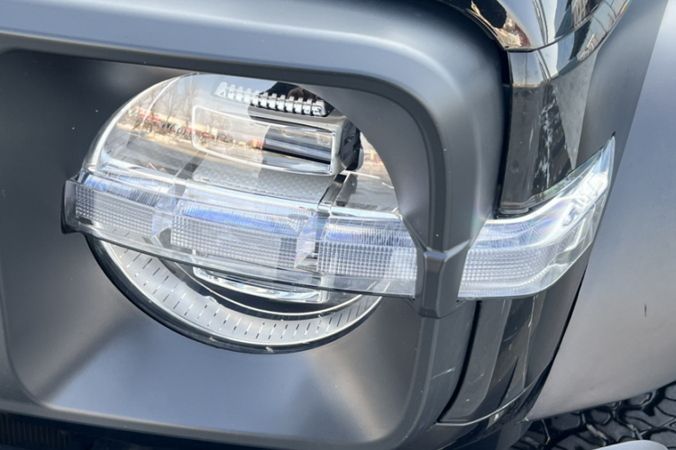 坦克300 2023款 2.0T 铁骑02车身外观6009